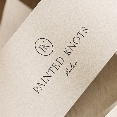  Minimal, luxe logo design for a hairstylist