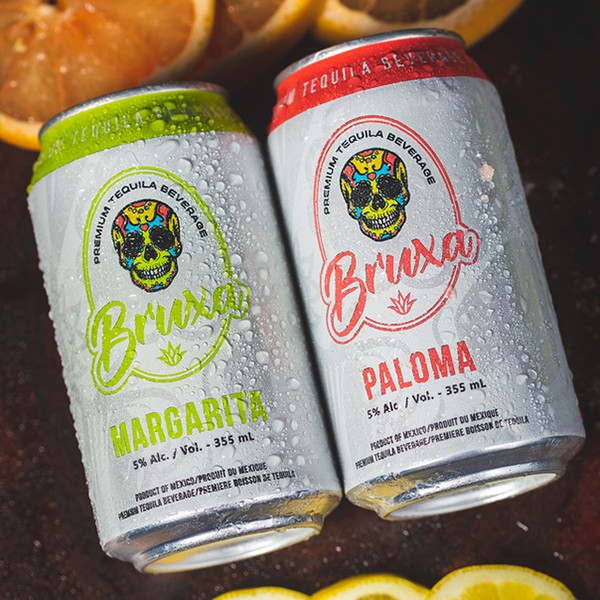 Design by João Felipe Dias titled "Bruxa | Branding / Packaging"