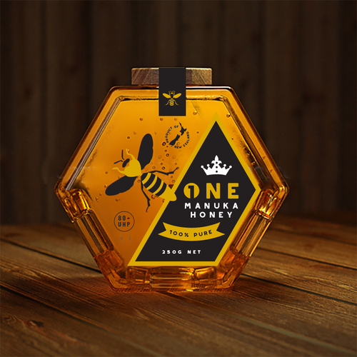 Design a minimalist upmarket Honey Jar Label for this Glass bottle Design by Helma