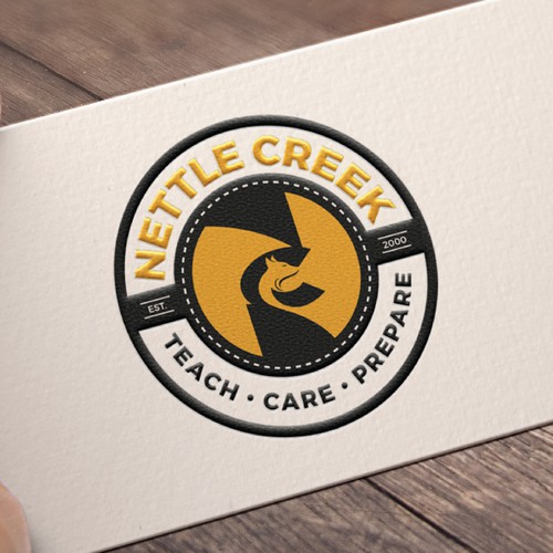 Elementary School Logo Design! Diseño de YellowPixell