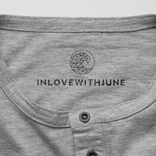  contest entry by DZ-DESIGN.FR