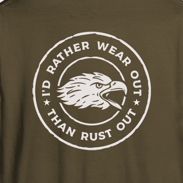 Vintage patriotic badge t-shirt design