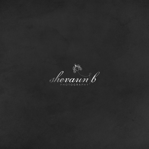 Shevaun B Photography needs an elegant logo solution. Diseño de BZsim