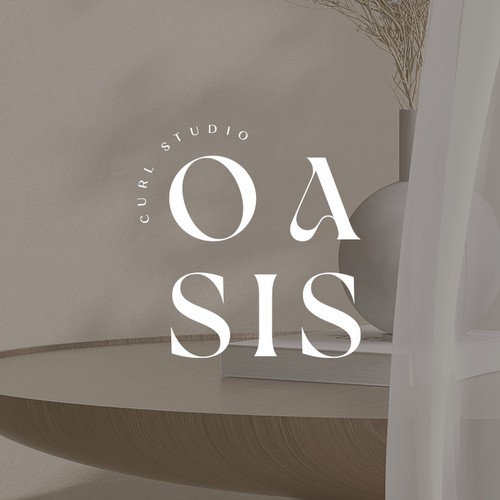 A logo for a curl studio that supports woman in feeling confident in their natural texture Design by wilndr