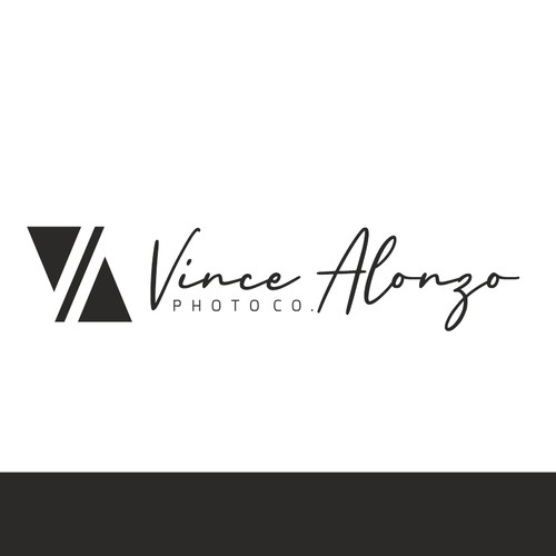 I need a legible and recognizable logo for my photography business. Design by Leo ♥
