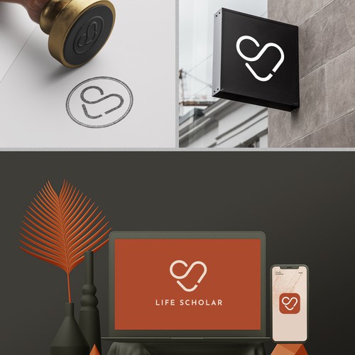 "Design a logo for an optimistic and positive clothing brand." Design de logo vencedor