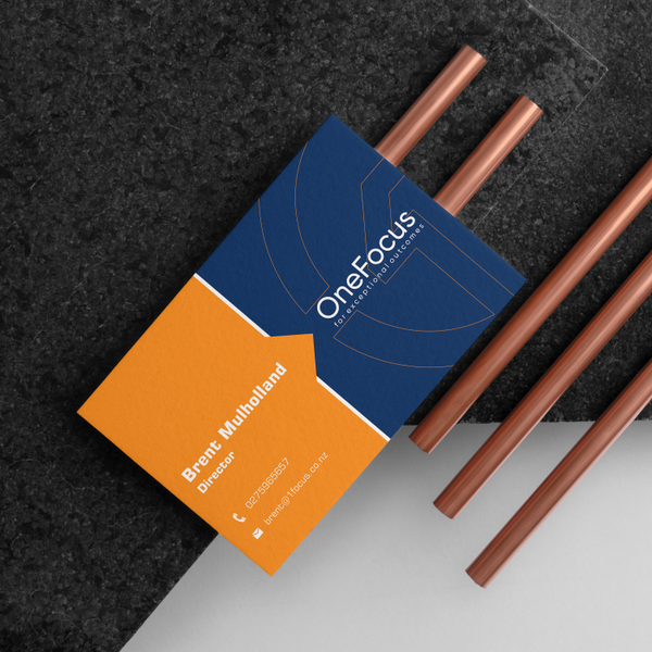 Diseño de Dihana titulado "Create stasionery, email signature anda proposal paper"