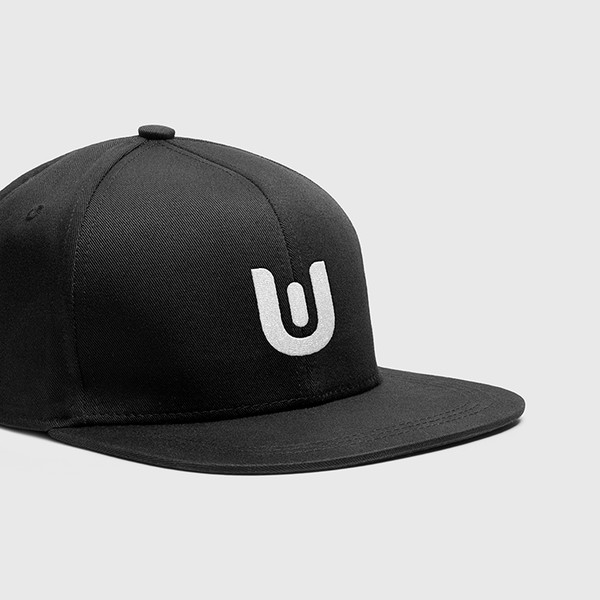 Design by Alen Temhanatlus titled "Logo for Event Universuty"