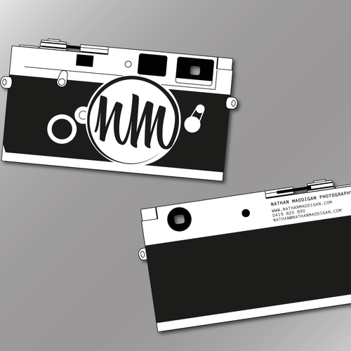 Photographer looking for unique and surprising business card designs! Design by alesiom