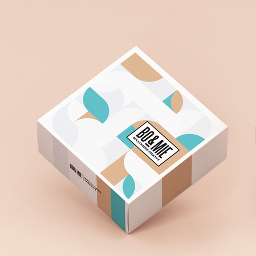 Design a box for the #1 fast growing french bakery company ! Design by Smdiscover