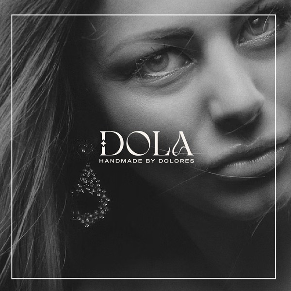 dola logo design