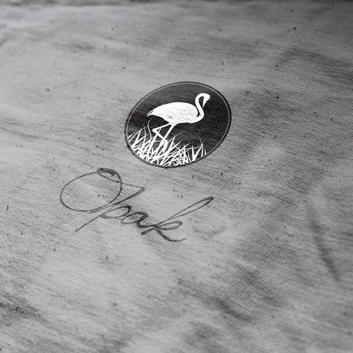 Logo for a Women Fashion Label (Target group: 30-50 years old) Design by Leon