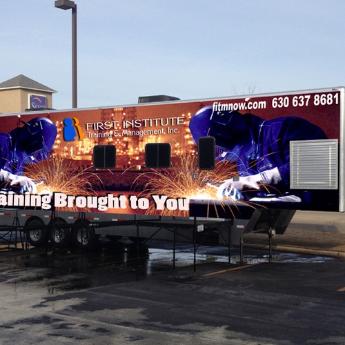 Custom Mobile Welding Lab needs custom graphic wrap-ontwerp door mile.ilic933