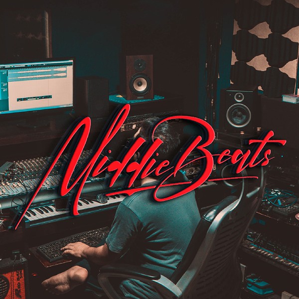 Design by oy™ titled "middie"