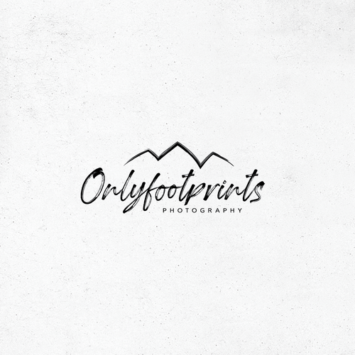 Logo needed for a responsible, environmentally conscious travel and landscape photographer. Ontwerp door Hart Design