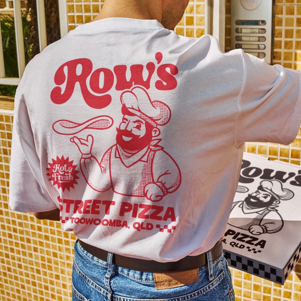 Hot and fresh street pizza!