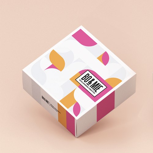 Design a box for the #1 fast growing french bakery company ! Design by Smdiscover