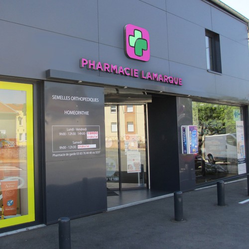  contest entry by Estienne