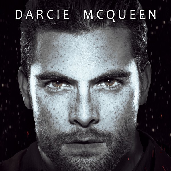 Create an eyecatching book cover for an fantasy adventure