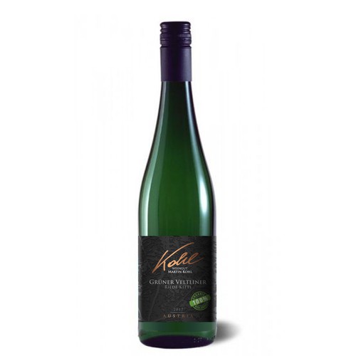 "Create a label for a dynamic, organic and nevertheless traditional Austrian winery" winning Product label